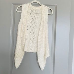 Women’s Vintage Cream Ivory fluffy knit cozy sweater vest size M